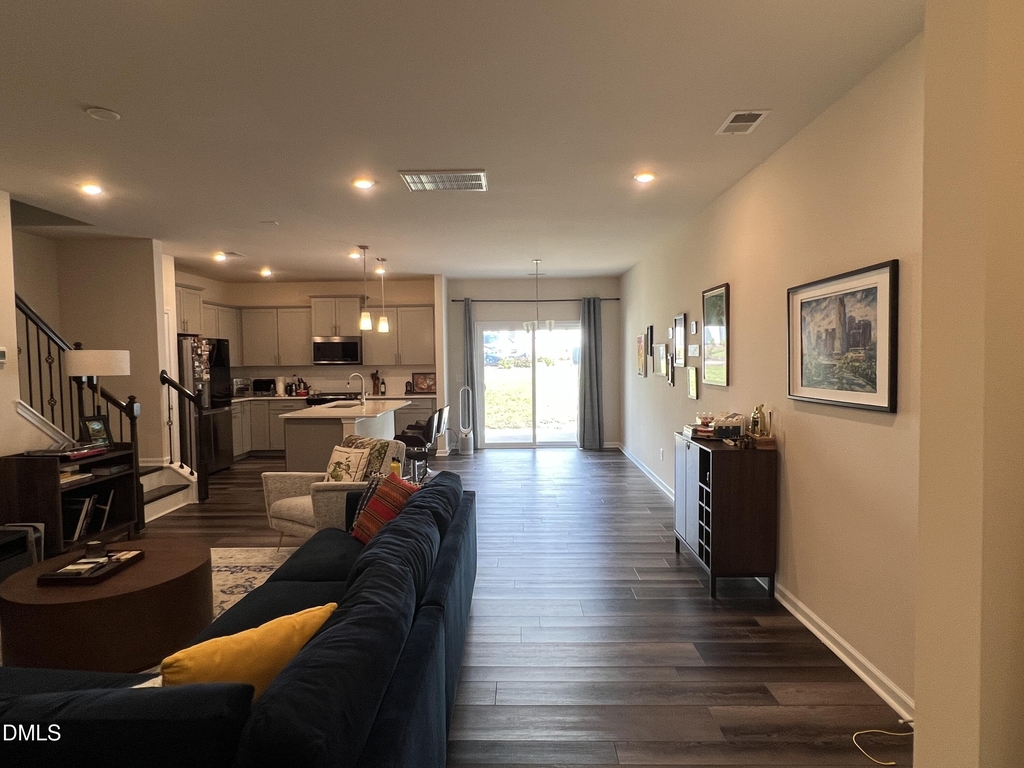 1176 Citadel Avenue - Photo 5