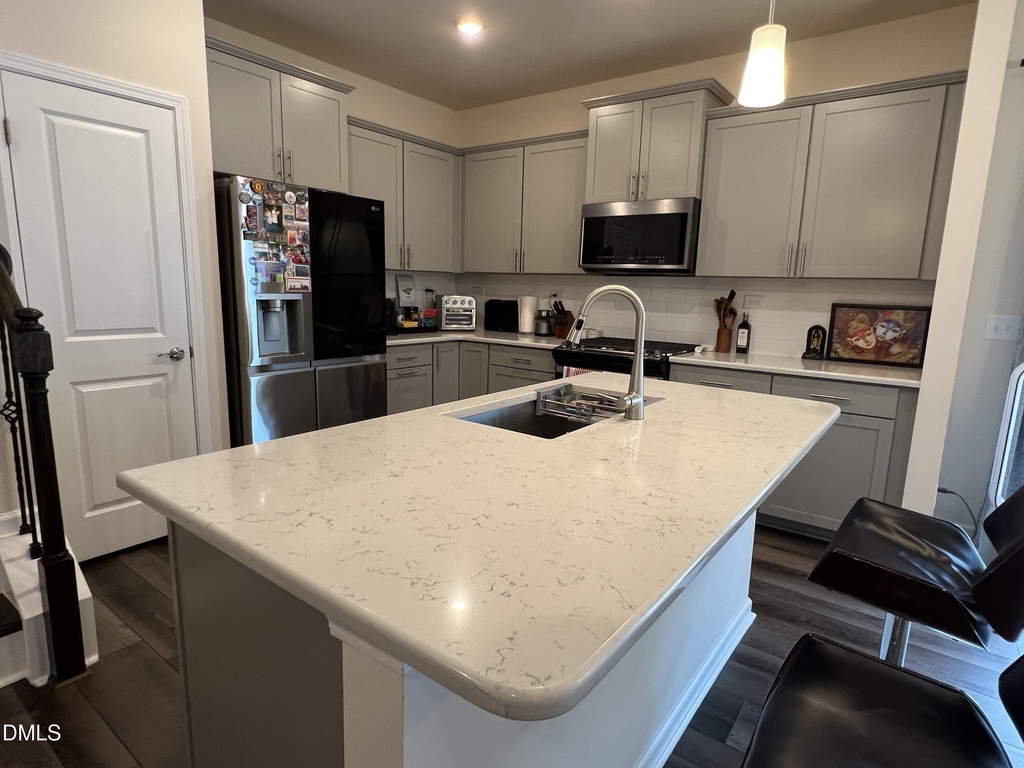 1176 Citadel Avenue - Photo 8
