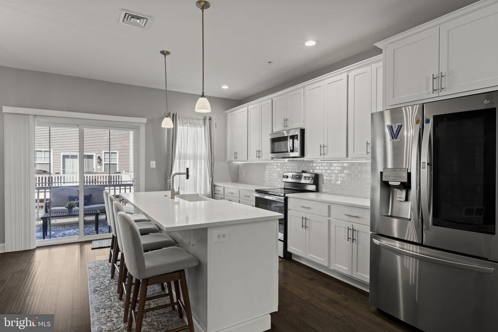 428 Hurst Street - Photo 11