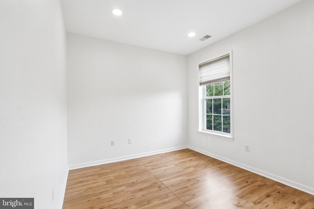 121 Kyle Way - Photo 25