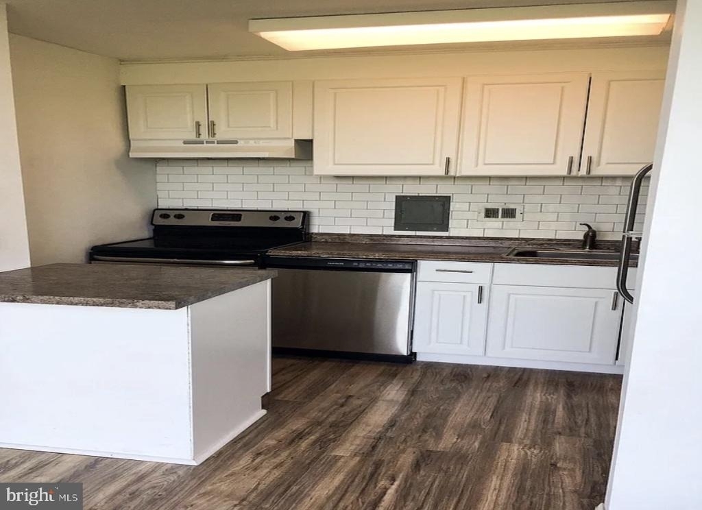 401 Cooper Landing Rd - Photo 1