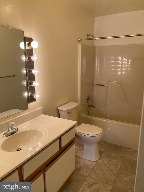 534 Pangborn Boulevard - Photo 8