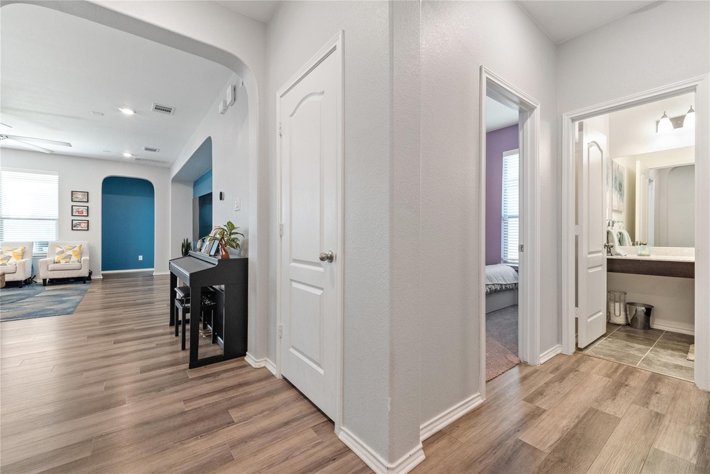 13921 Abraham Lincoln St - Photo 25