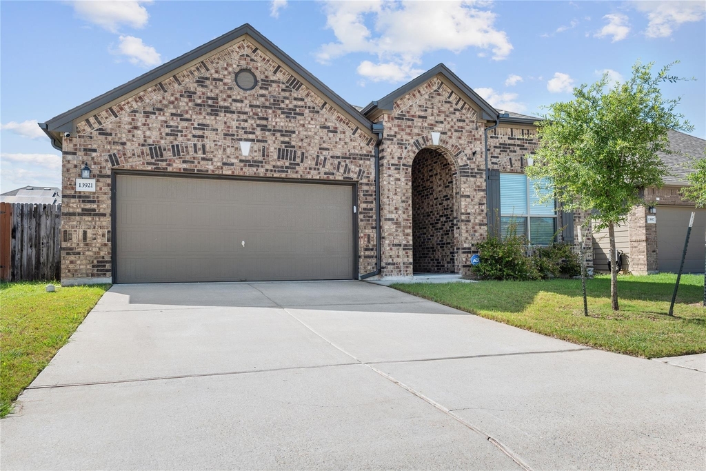 13921 Abraham Lincoln St - Photo 1