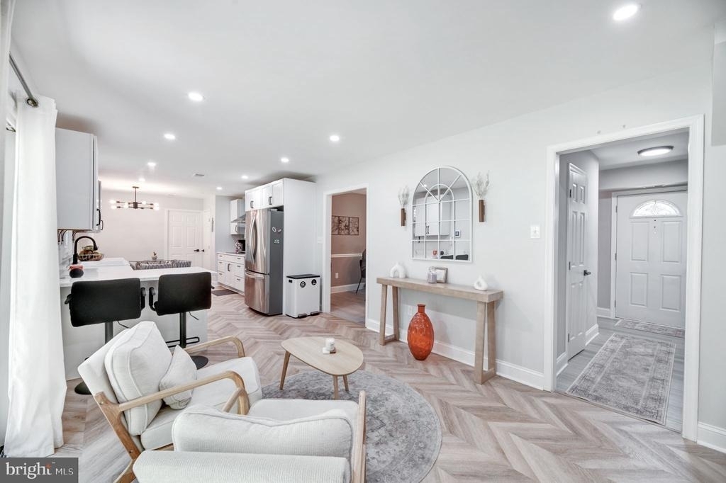 8812 Churchfield Lane - Photo 12