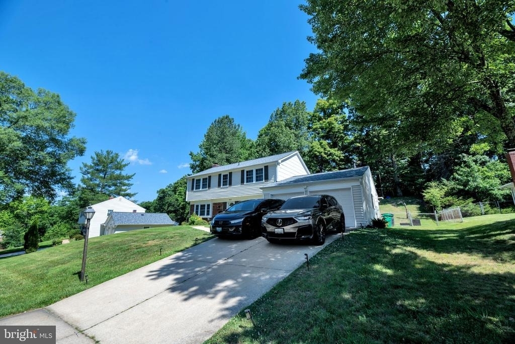 8812 Churchfield Lane - Photo 26
