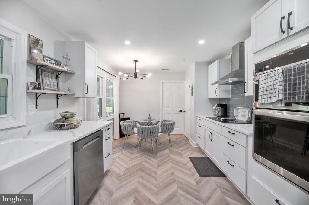 8812 Churchfield Lane - Photo 2