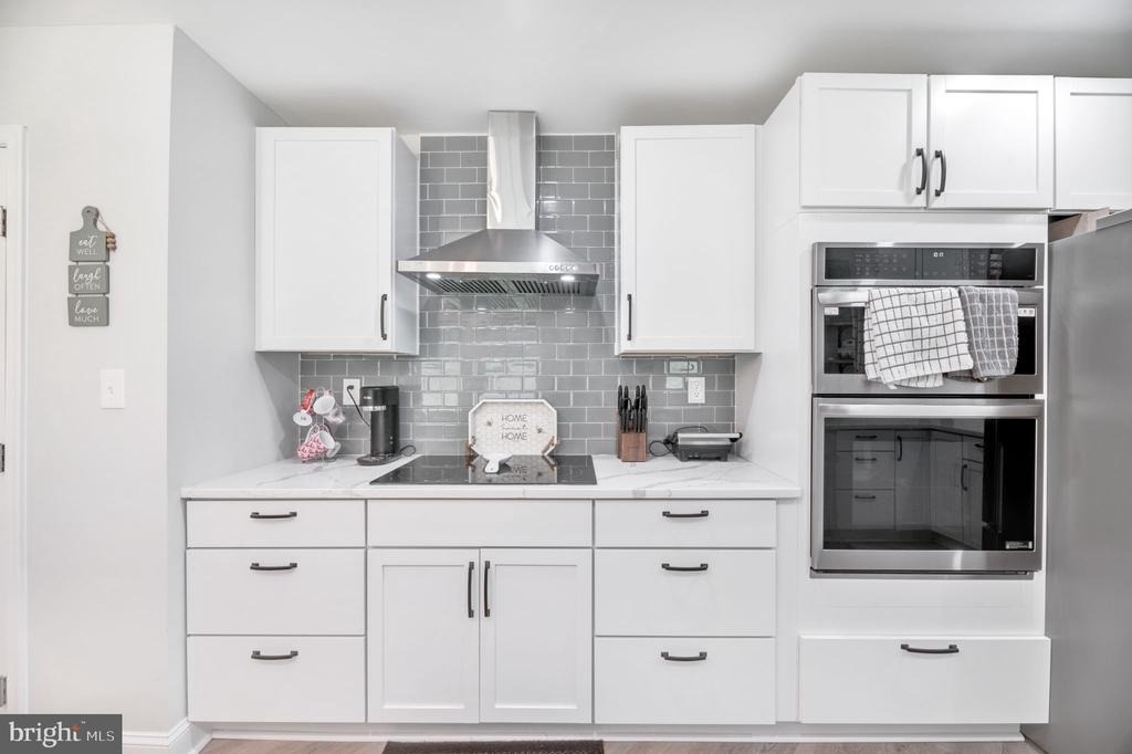 8812 Churchfield Lane - Photo 3