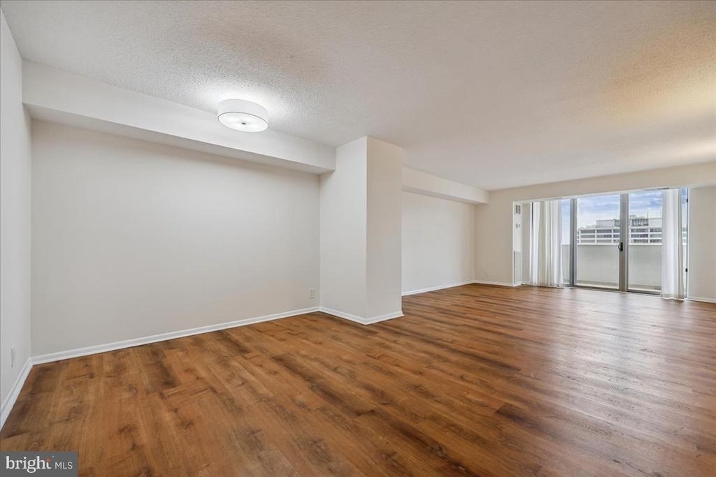 4601 N Park Avenue - Photo 3