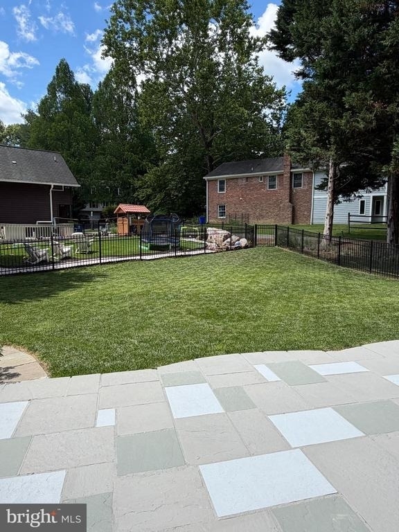 7726 Seven Locks Road - Photo 34