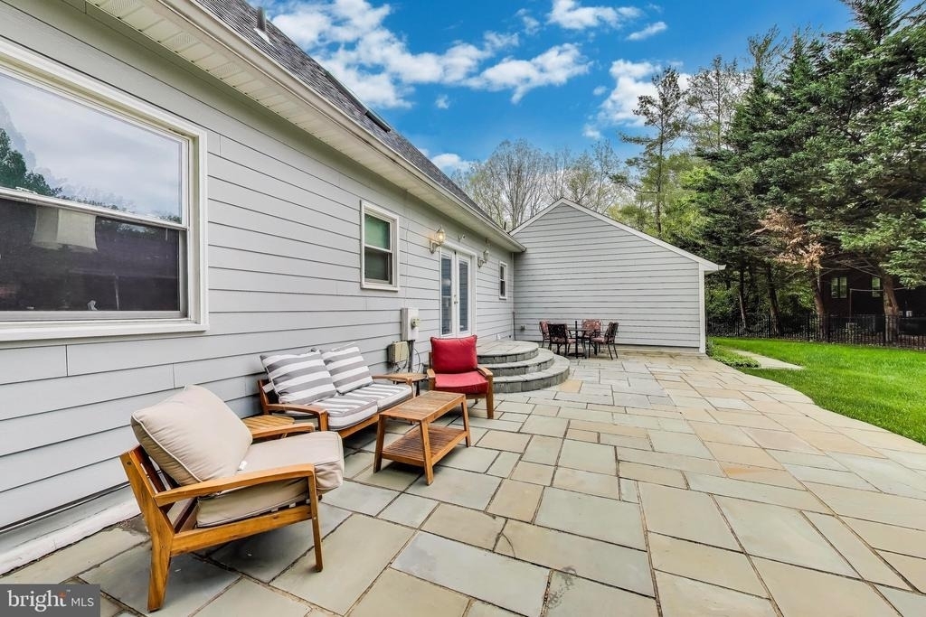 7726 Seven Locks Road - Photo 26