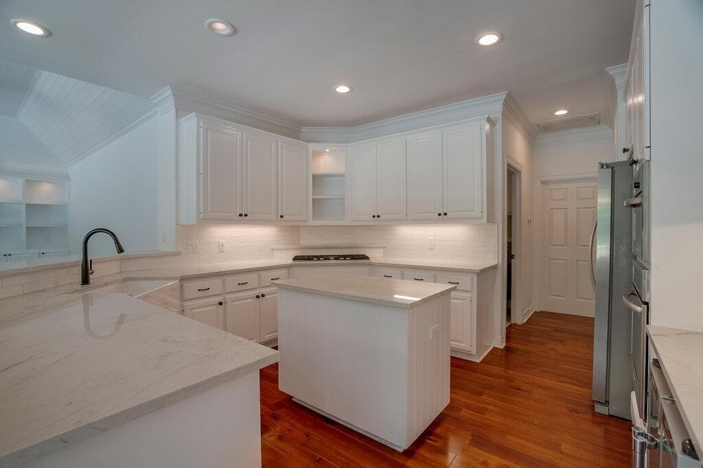 10200 Treasure Island Dr - Photo 11