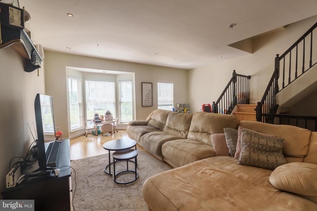 8329 Wades Way - Photo 5