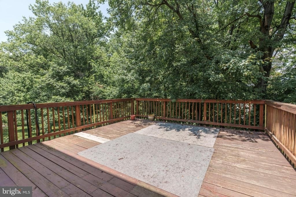 8329 Wades Way - Photo 20