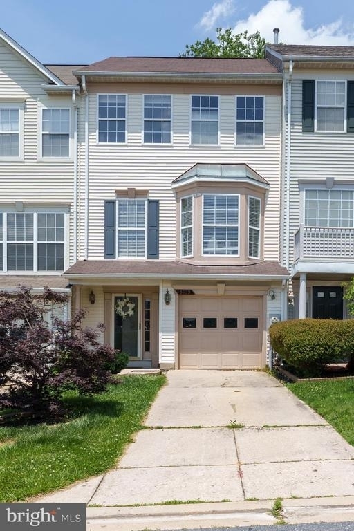 8329 Wades Way - Photo 1