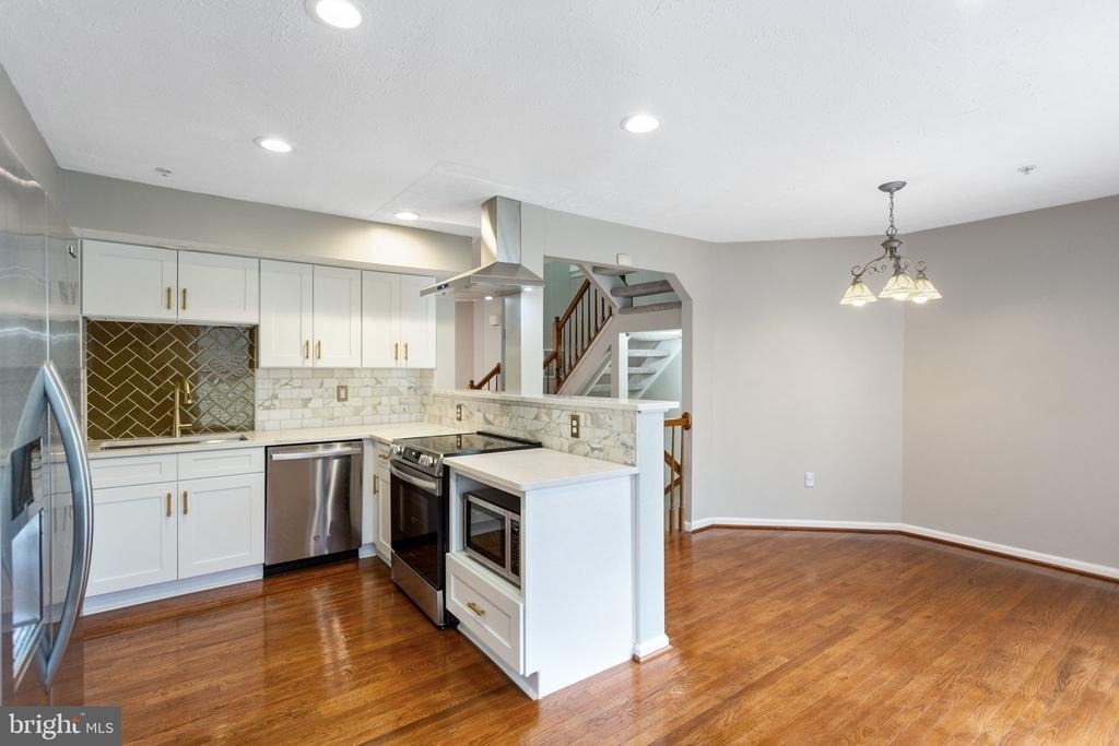 7920 Brightlight Place - Photo 12