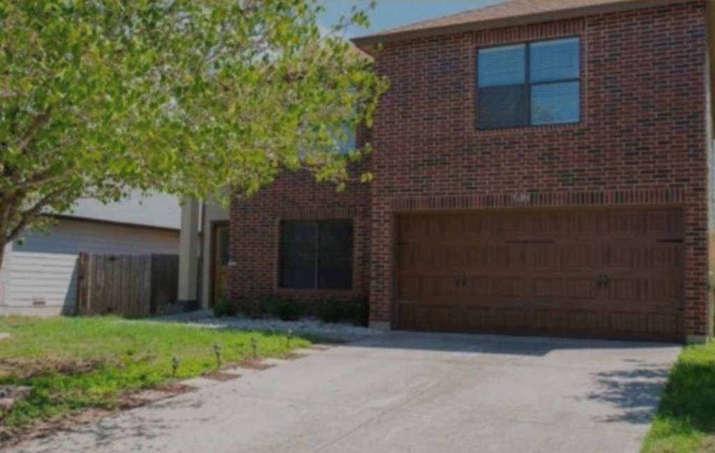 7605 Marble Crest Dr - Photo 0