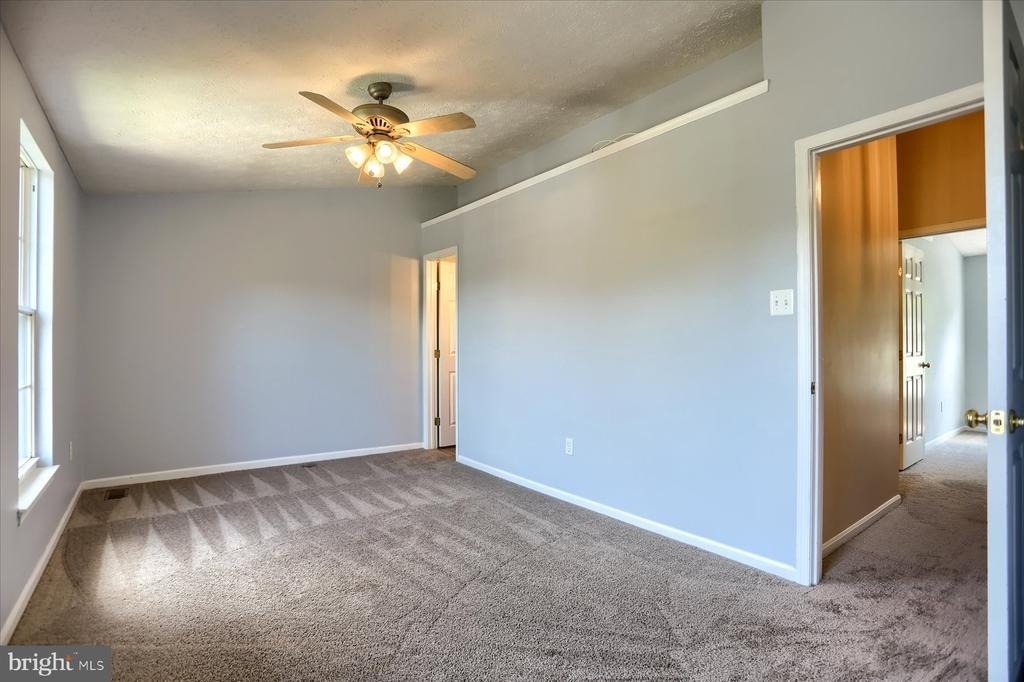 437 Ashton Lane - Photo 16