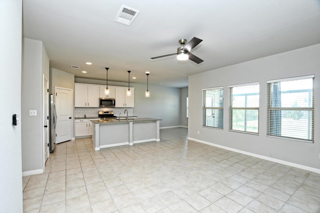 11817 Comedero Way - Photo 6
