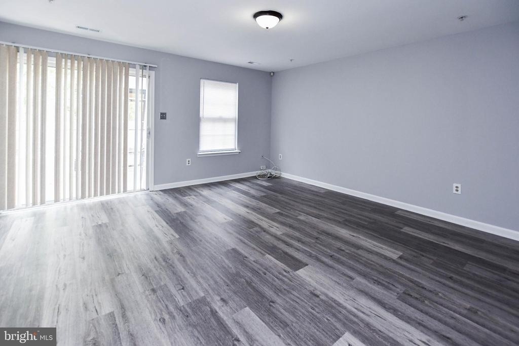 2547 Enterprise Place - Photo 13