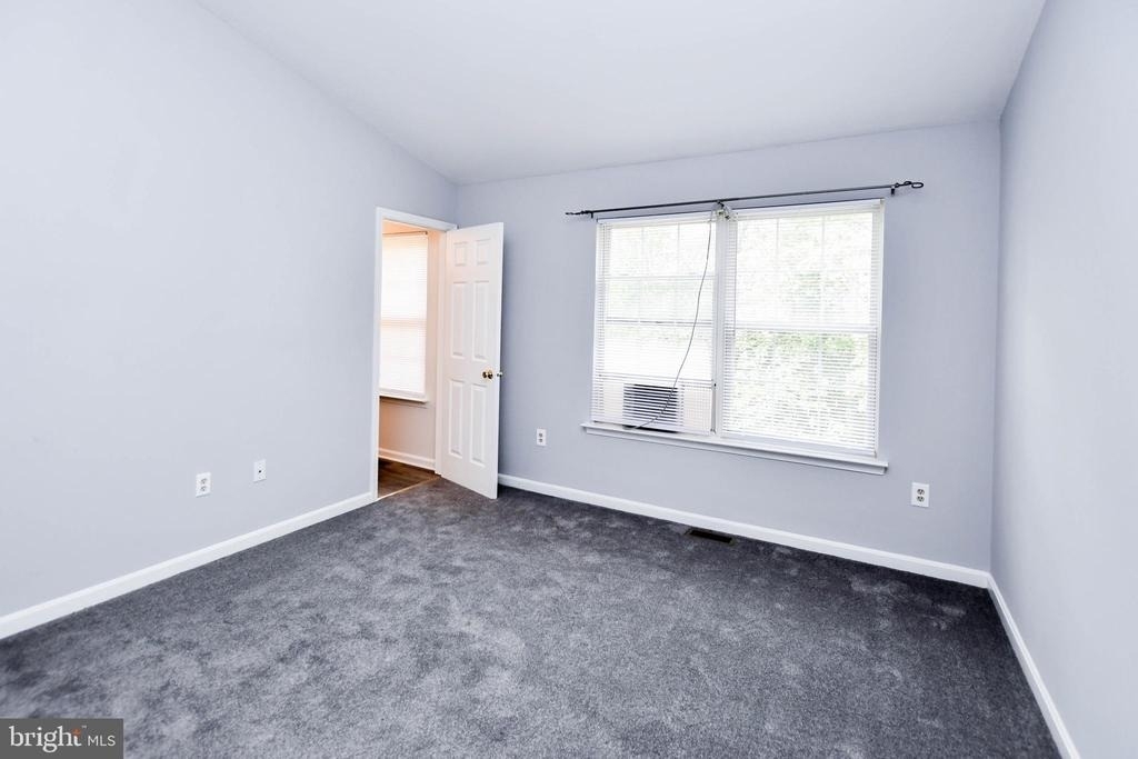2547 Enterprise Place - Photo 36