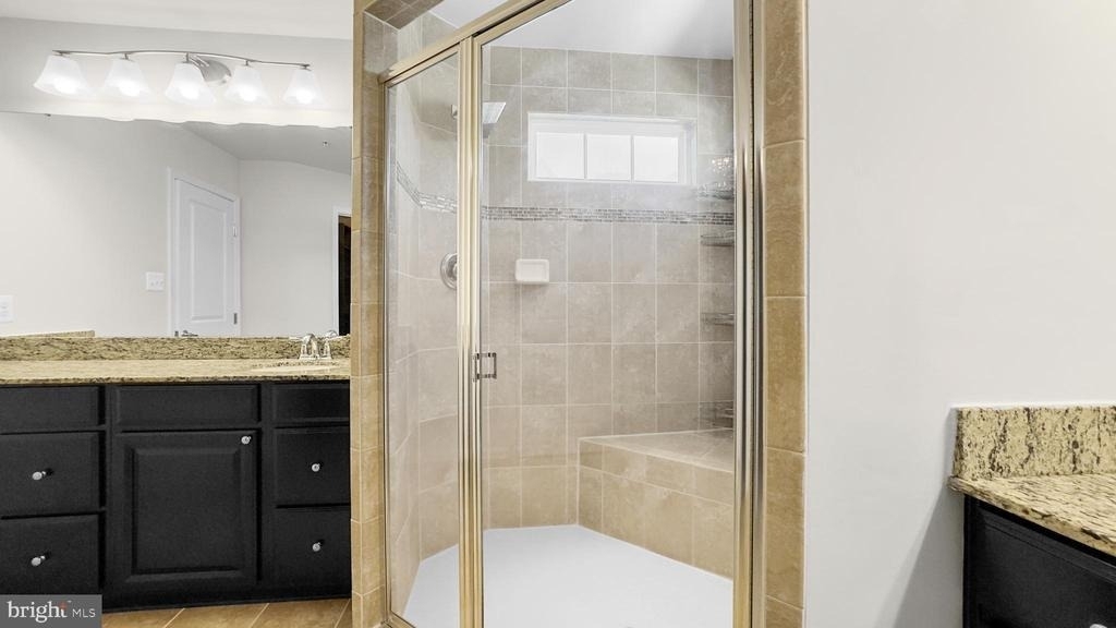 10185 Warfield Street - Photo 14