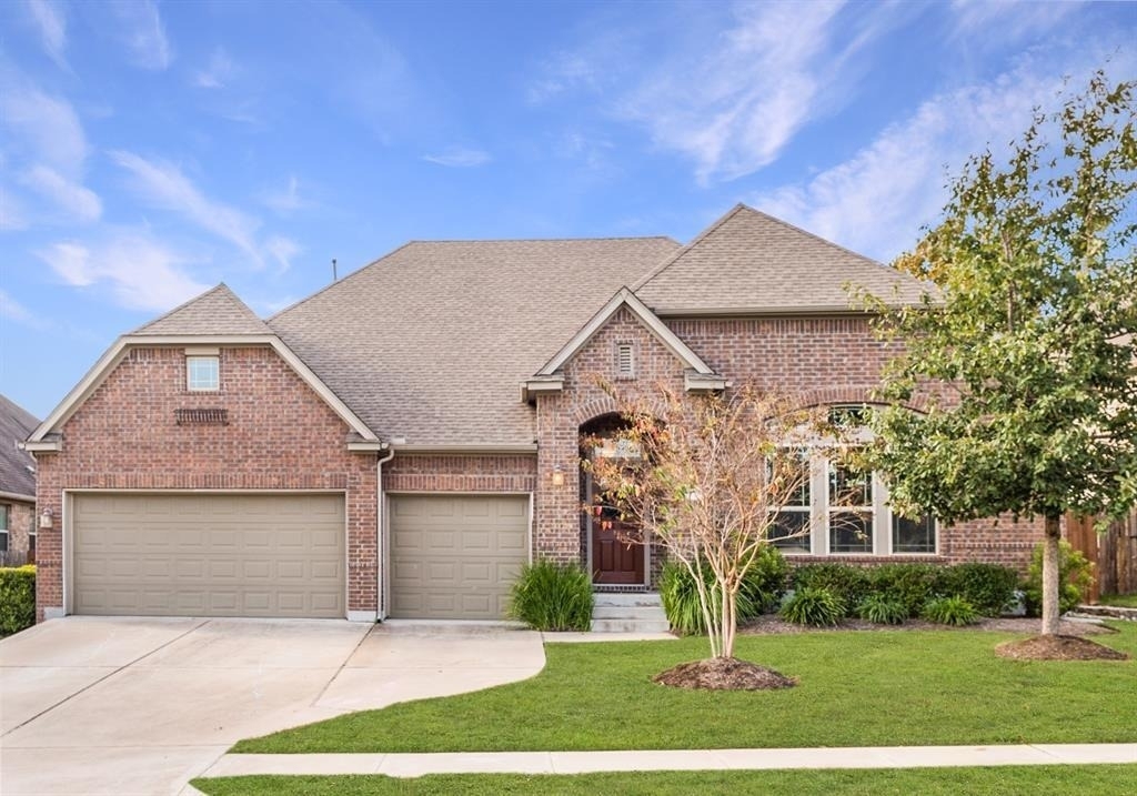 300 Grafton Ln - Photo 0