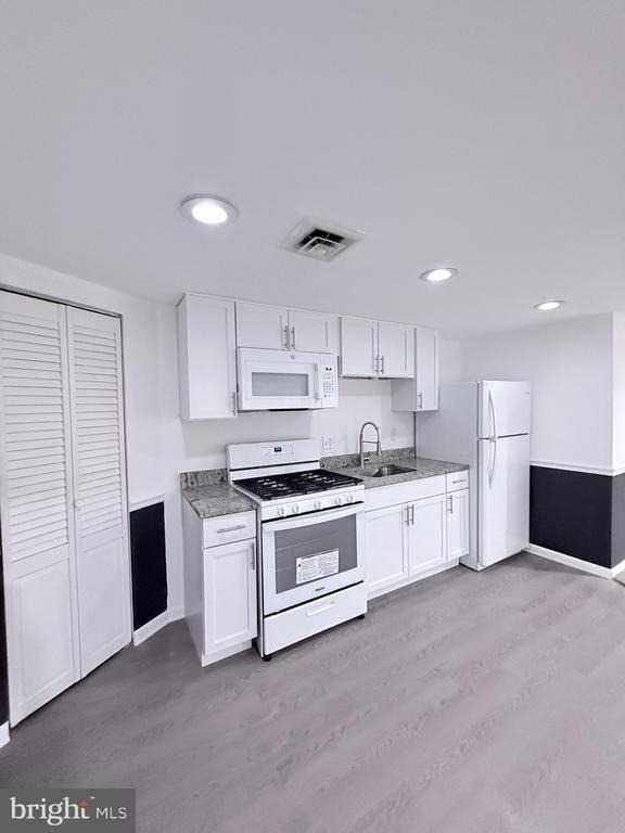 25 Greenview Avenue - Photo 8