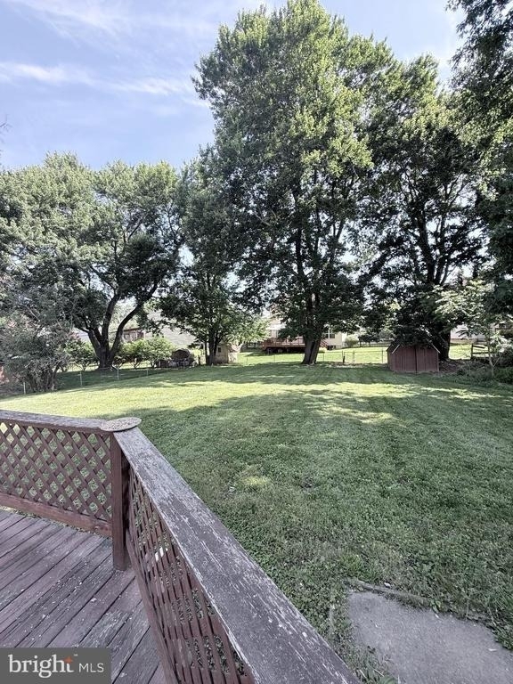 25 Greenview Avenue - Photo 1