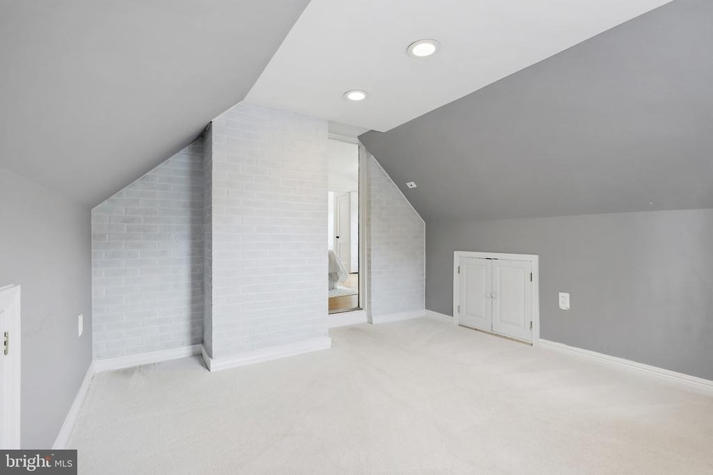 9223 Old Court - Photo 54