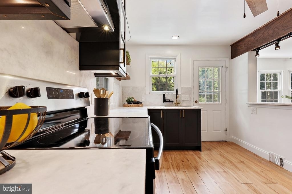 9223 Old Court - Photo 31