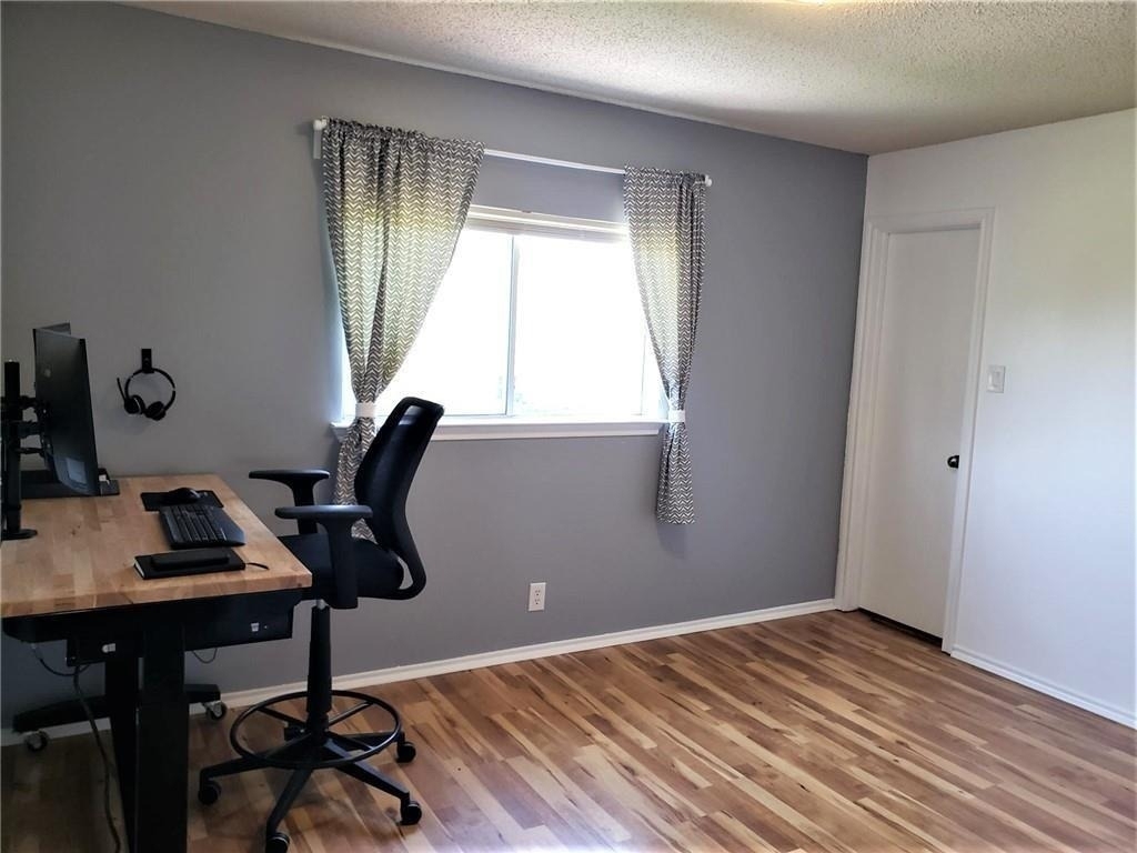 2960 Donnell Dr - Photo 8