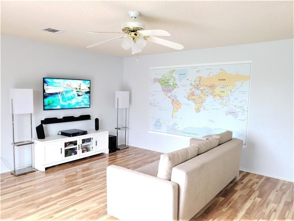 2960 Donnell Dr - Photo 3