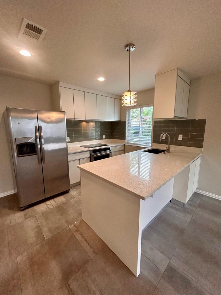8905 Tronewood Dr - Photo 21