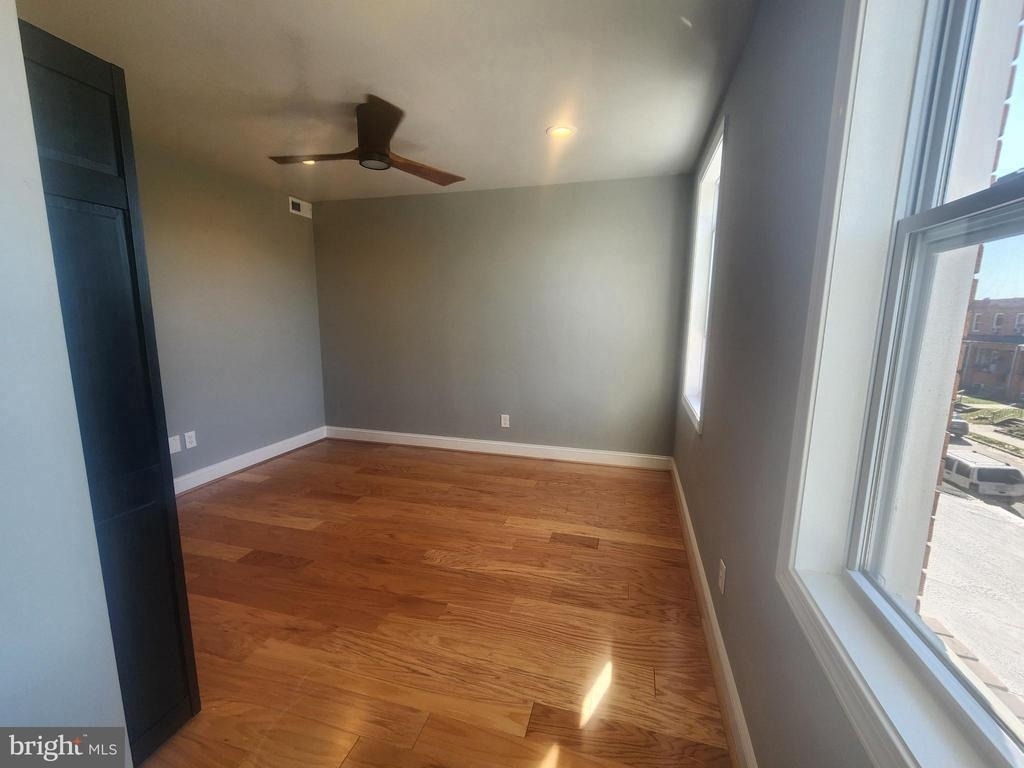 303 Folcroft Street - Photo 4