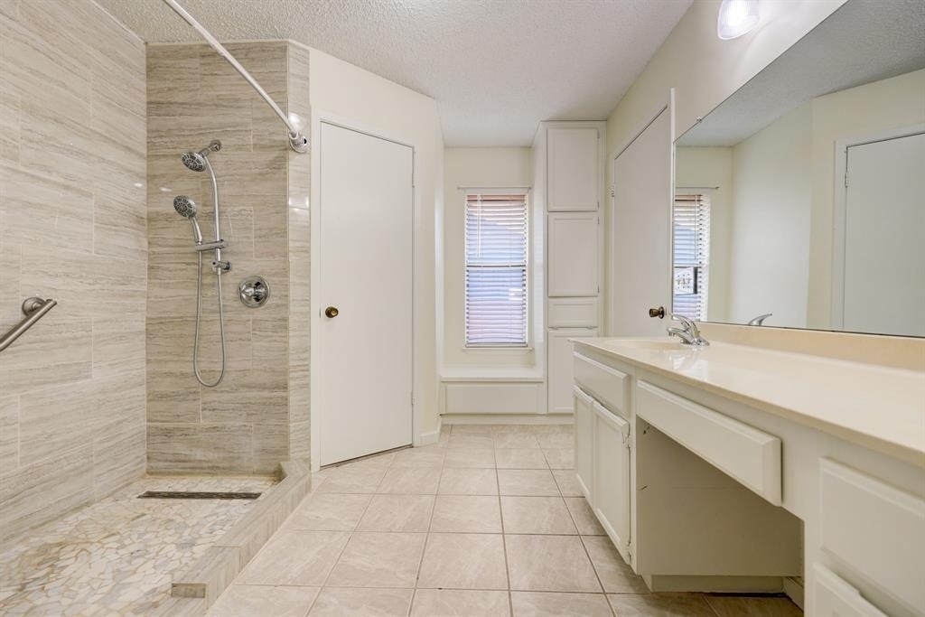 1704 Foxfire Dr - Photo 12