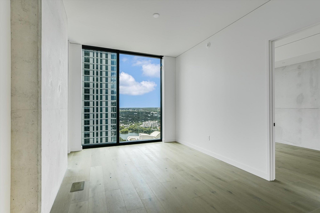 610 Davis St - Photo 3