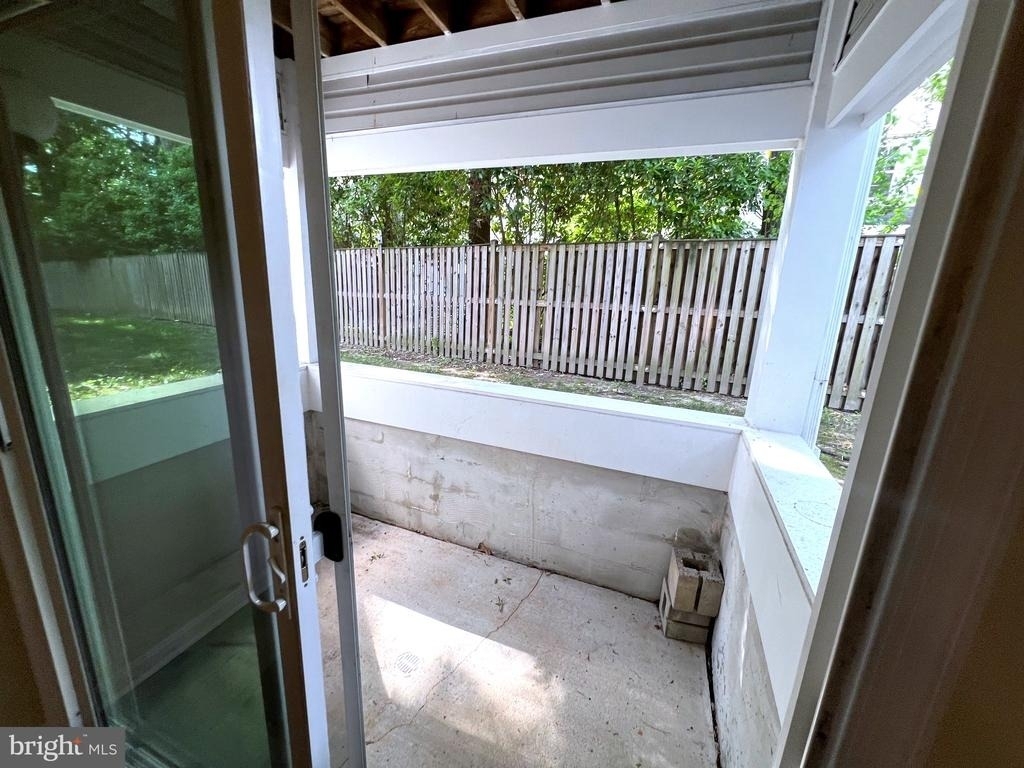 604 Moonglow Road - Photo 21