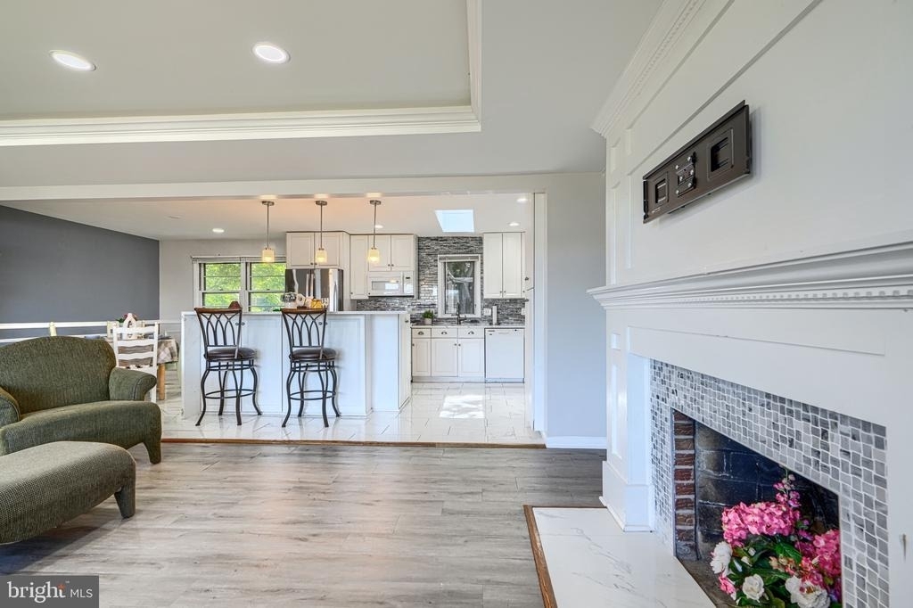 520 White Oak Drive - Photo 6