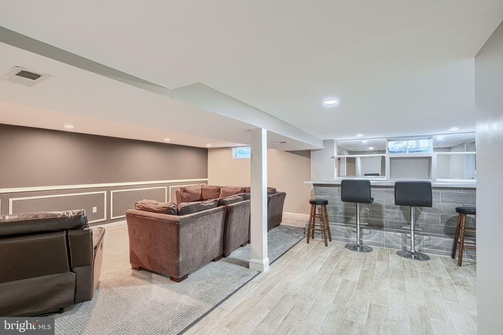 520 White Oak Drive - Photo 21