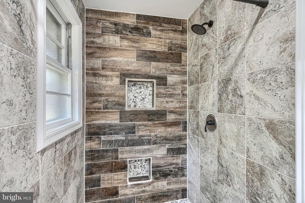 520 White Oak Drive - Photo 18
