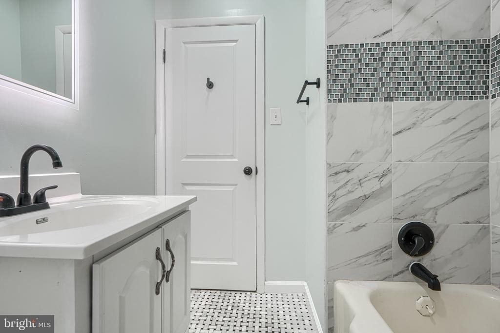 520 White Oak Drive - Photo 14