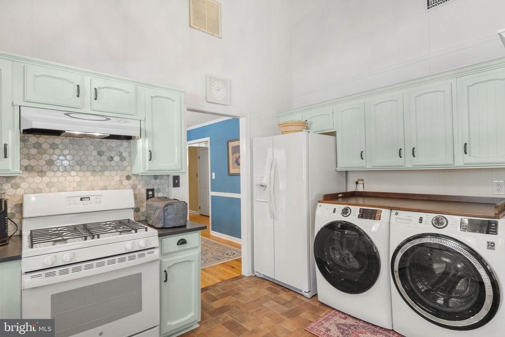 106 Kingsbridge Road - Photo 10