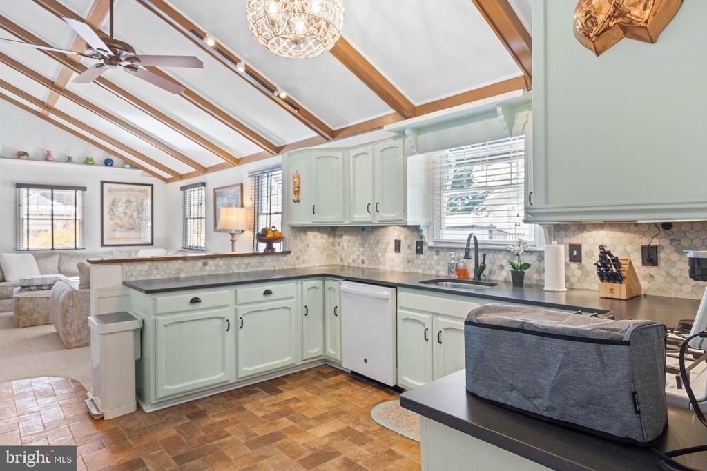 106 Kingsbridge Road - Photo 35