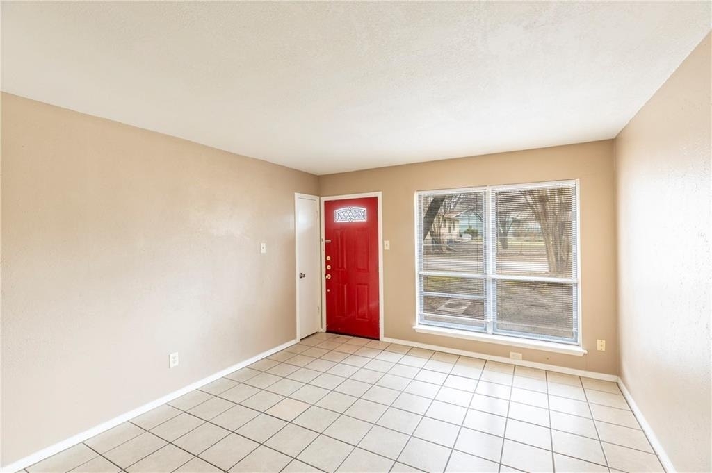 2325 Bendridge Trl - Photo 5