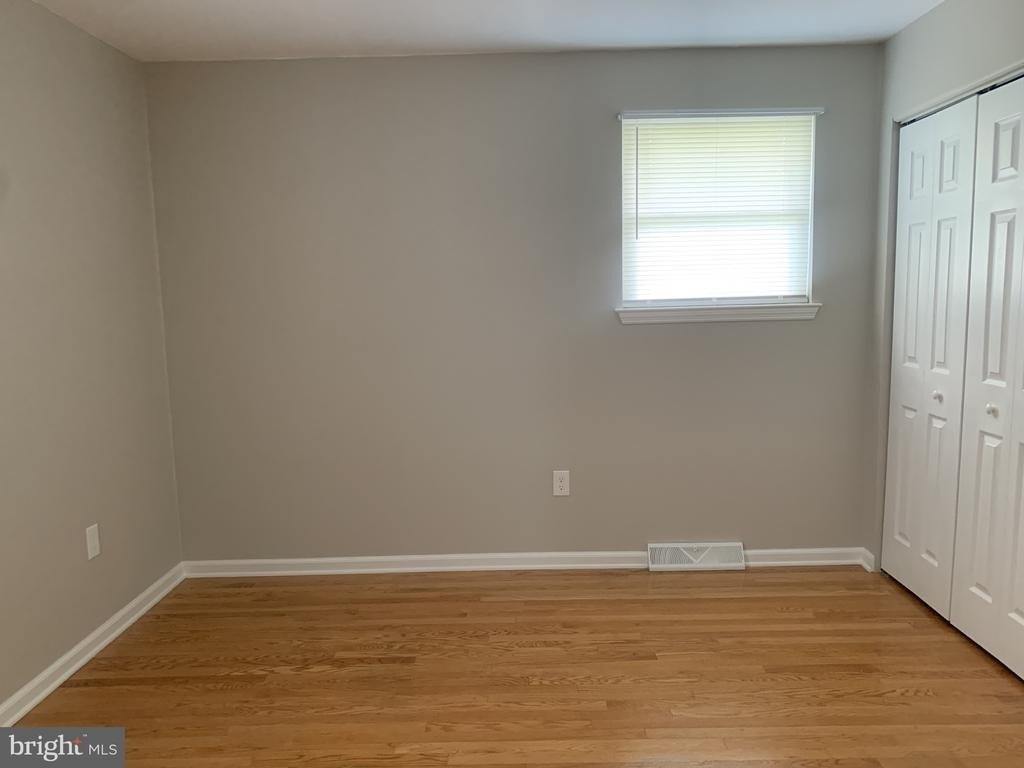517 Garrick Road - Photo 36