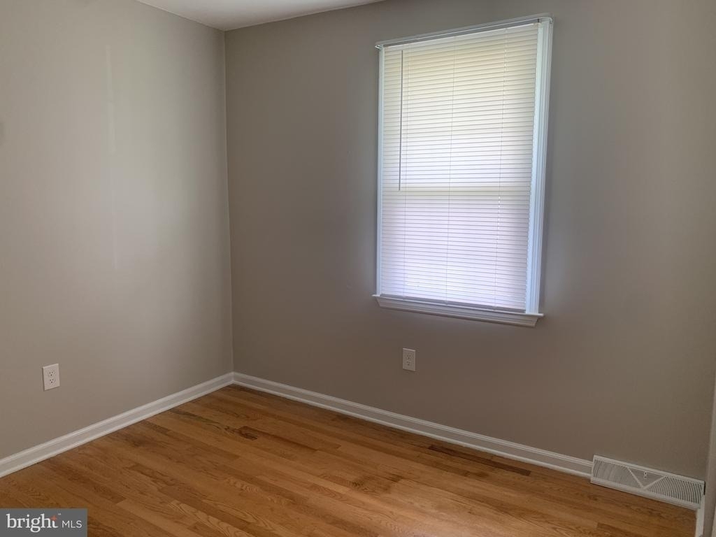 517 Garrick Road - Photo 42