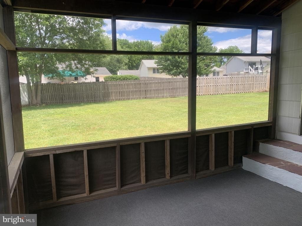 517 Garrick Road - Photo 26