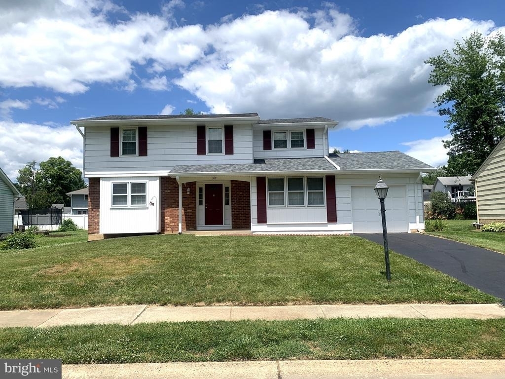 517 Garrick Road - Photo 0