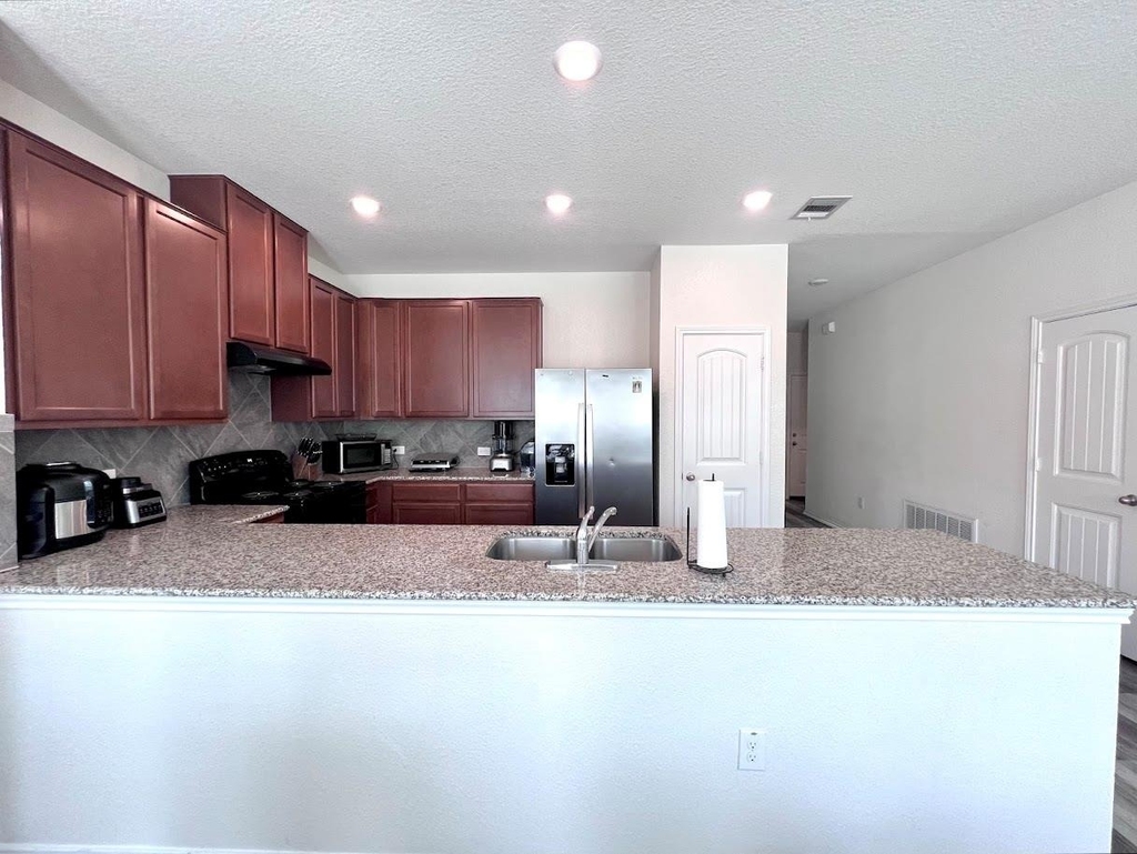 7900 W Crystalbrook - Photo 16
